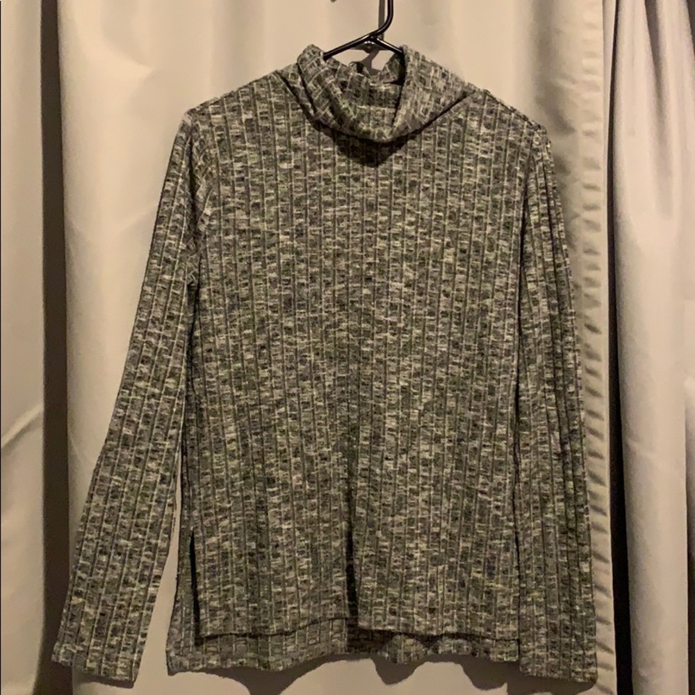 Long sleeve turtleneck sweater